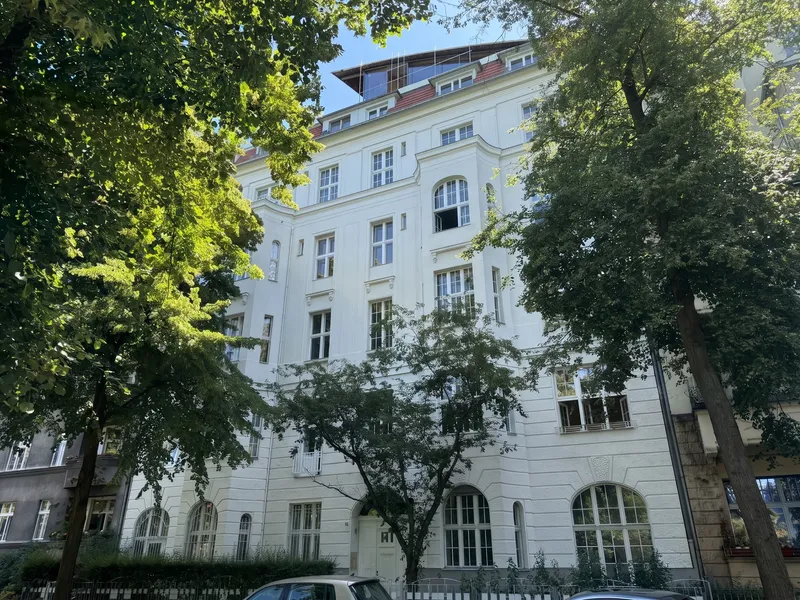 Repräsentative Altbauwohnung mit Blick auf den Lietzensee — photo 1